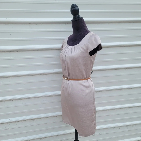 NWT H&M Sheath Dress Women Taupe Gray Satin Knee Length Cap Sleeves Belted sz 6 - Picture 13 of 15